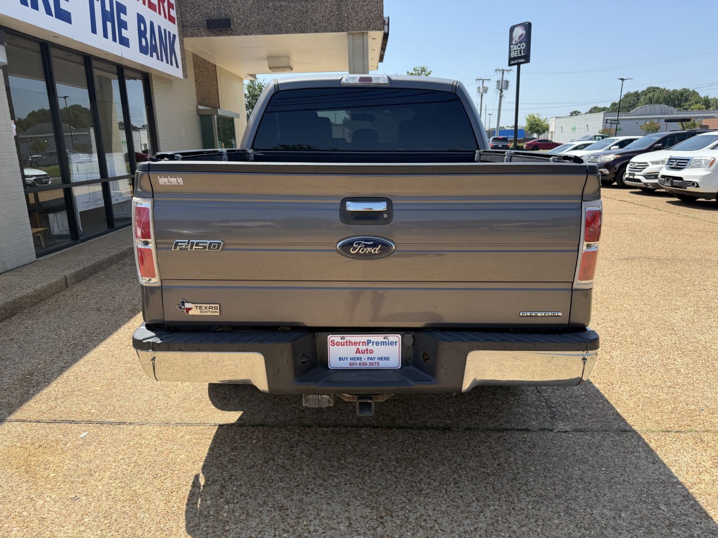 2013 GRAY FORD F-150 XLT (1FTEW1CM8DK) , located at 922 W. Beacon St., Philadelphia, MS, 39350, (601) 650-3675, 32.770447, -89.127151- Photo#4