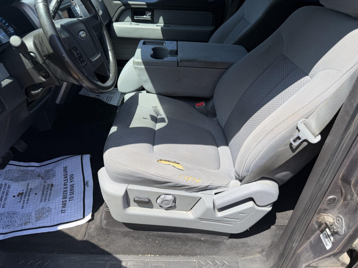 2013 GRAY FORD F-150 XLT (1FTEW1CM8DK) , located at 922 W. Beacon St., Philadelphia, MS, 39350, (601) 650-3675, 32.770447, -89.127151- Photo#9