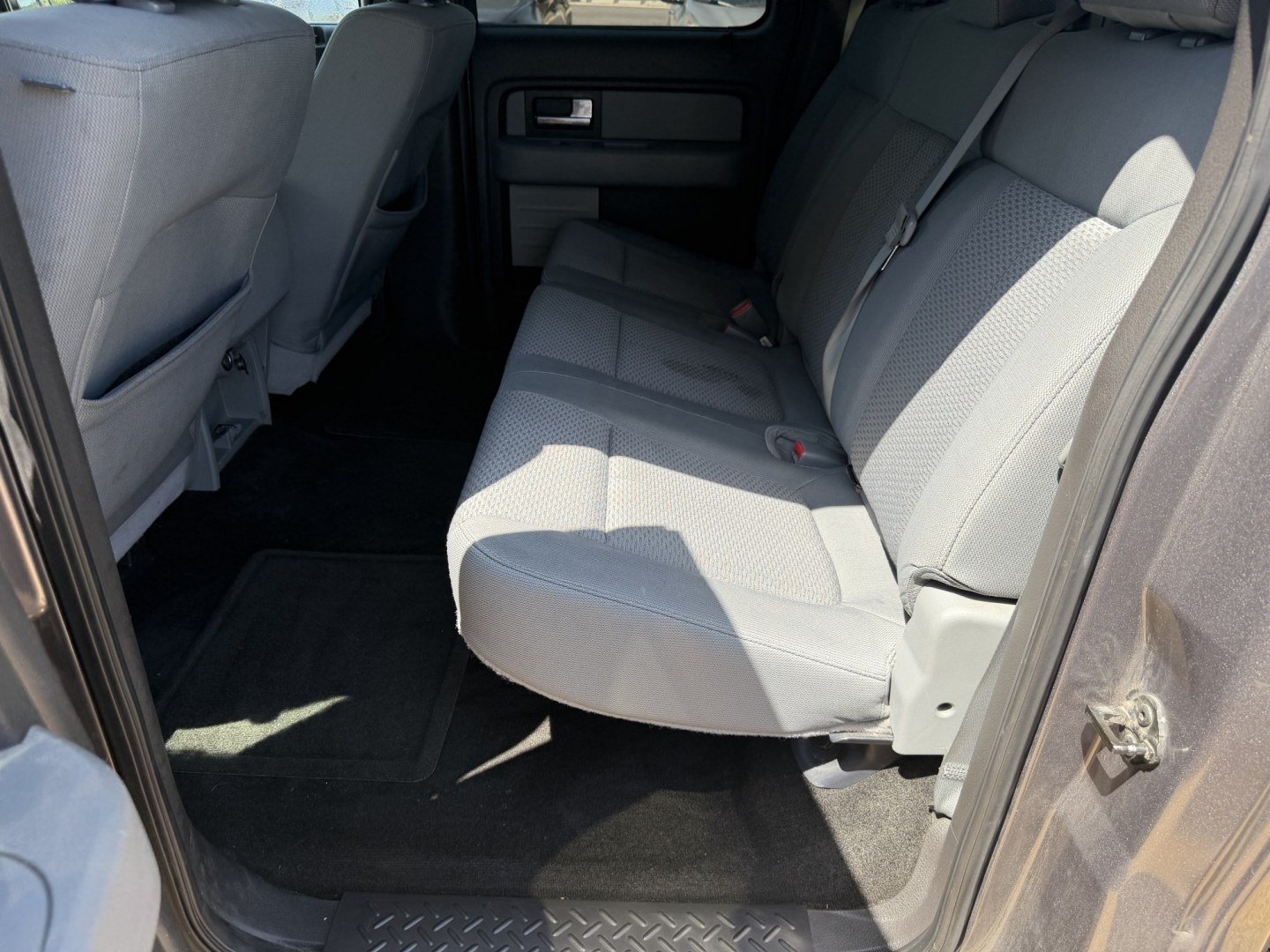 2013 GRAY FORD F-150 XLT (1FTEW1CM8DK) , located at 922 W. Beacon St., Philadelphia, MS, 39350, (601) 650-3675, 32.770447, -89.127151- Photo#13