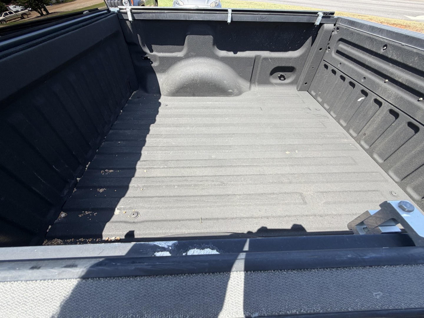 2013 GRAY FORD F-150 XLT (1FTEW1CM8DK) , located at 922 W. Beacon St., Philadelphia, MS, 39350, (601) 650-3675, 32.770447, -89.127151- Photo#18