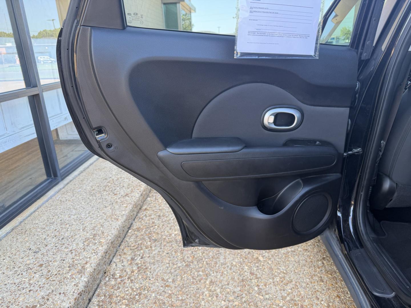 2014 BLACK KIA SOUL BASE (KNDJN2A27E7) , located at 922 W. Beacon St., Philadelphia, MS, 39350, (601) 650-3675, 32.770447, -89.127151- Photo#12