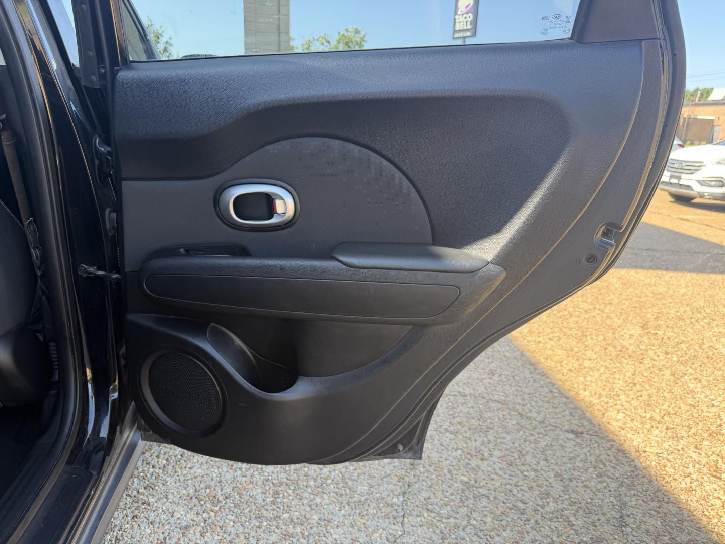 2014 BLACK KIA SOUL BASE (KNDJN2A27E7) , located at 922 W. Beacon St., Philadelphia, MS, 39350, (601) 650-3675, 32.770447, -89.127151- Photo#15