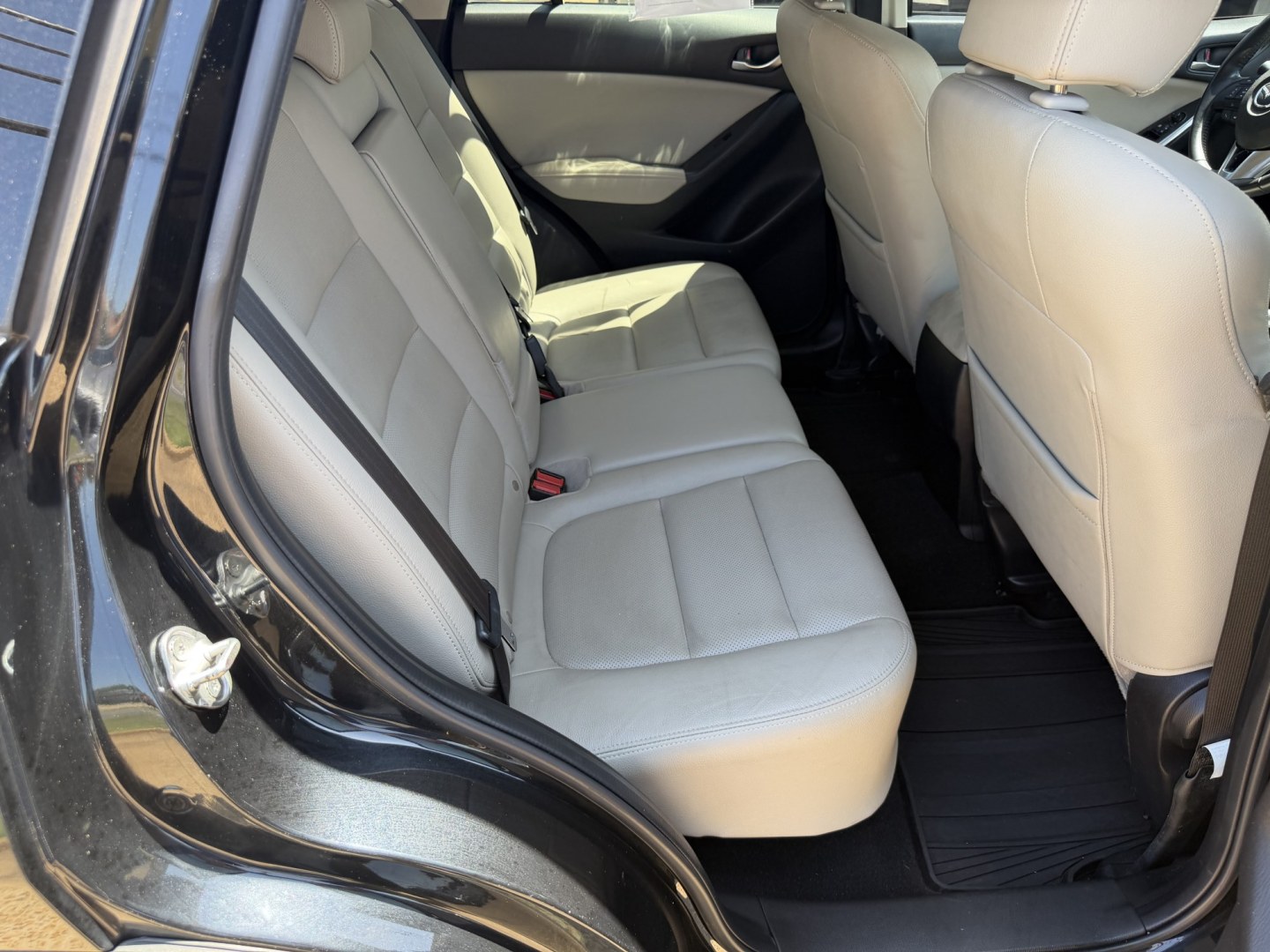 2015 BLACK MAZDA CX-5 GRAND TOURING (JM3KE2DY7F0) , located at 922 W. Beacon St., Philadelphia, MS, 39350, (601) 650-3675, 32.770447, -89.127151- Photo#14
