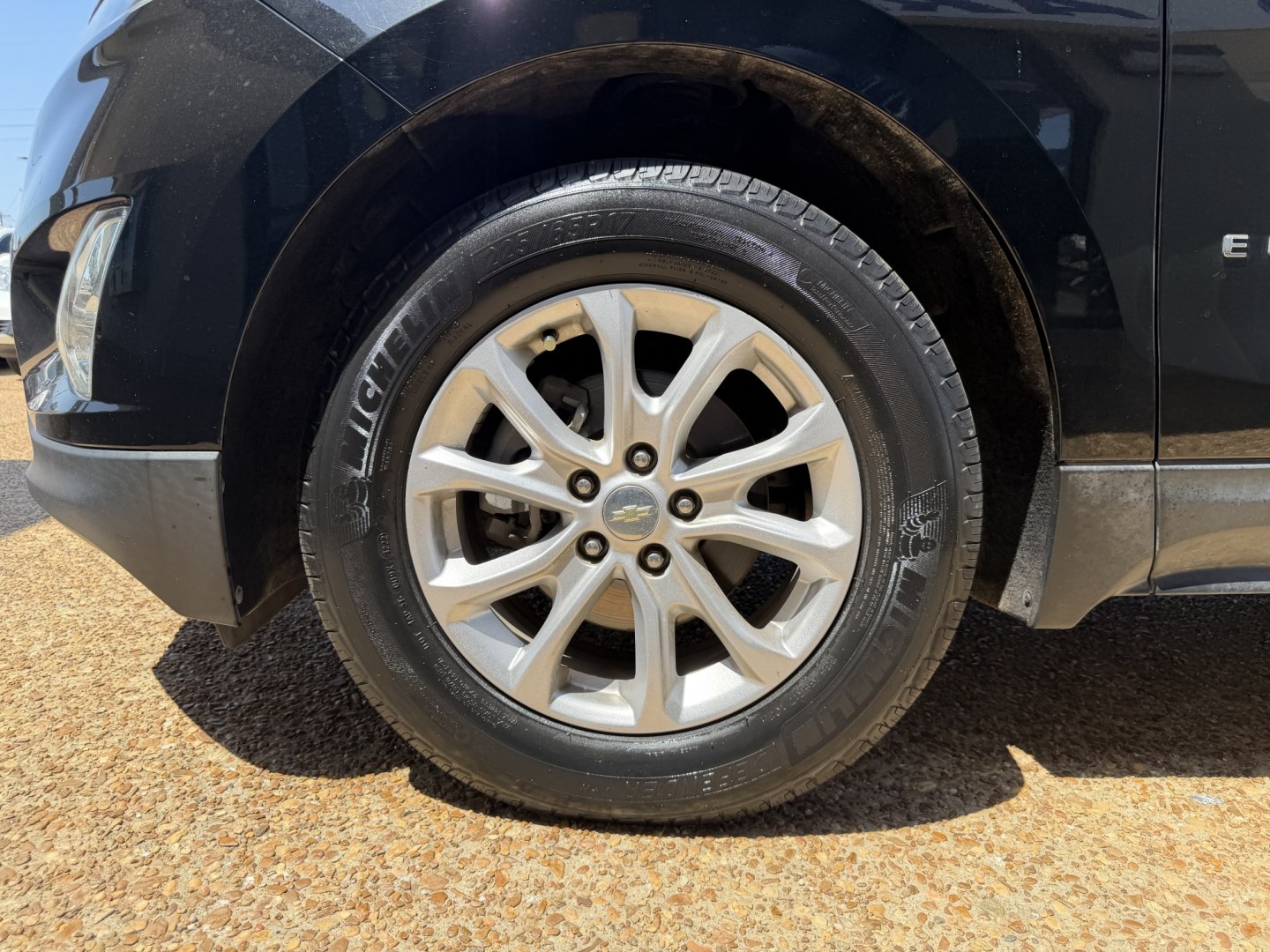 2020 BLACK CHEVROLET EQUINOX LT (1LT) (3GNAXKEV9LL) , located at 922 W. Beacon St., Philadelphia, MS, 39350, (601) 650-3675, 32.770447, -89.127151- Photo#7