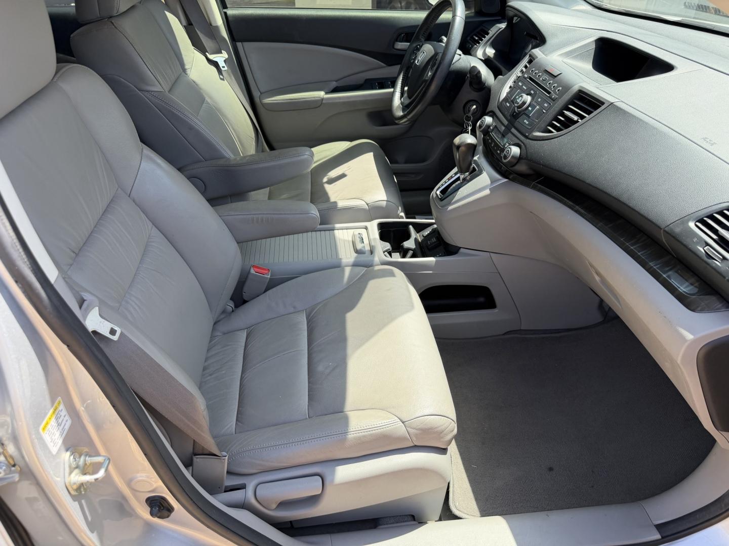 2013 SILVER HONDA CR-V EX-L (5J6RM3H74DL) , located at 922 W. Beacon St., Philadelphia, MS, 39350, (601) 650-3675, 32.770447, -89.127151- Photo#10