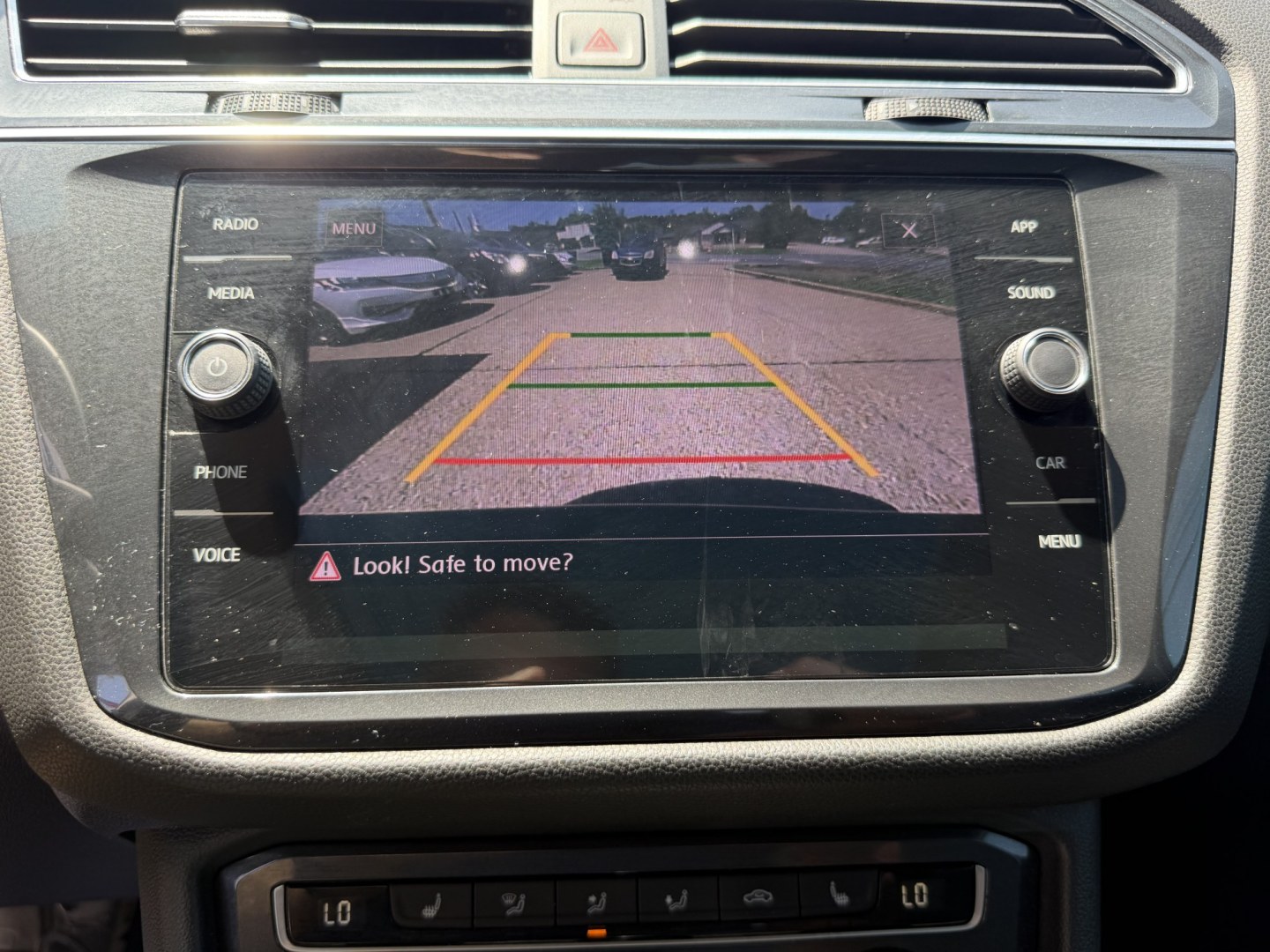 2020 BLACK VOLKSWAGEN TIGUAN SE (3VV3B7AXXLM) , located at 922 W. Beacon St., Philadelphia, MS, 39350, (601) 650-3675, 32.770447, -89.127151- Photo#17