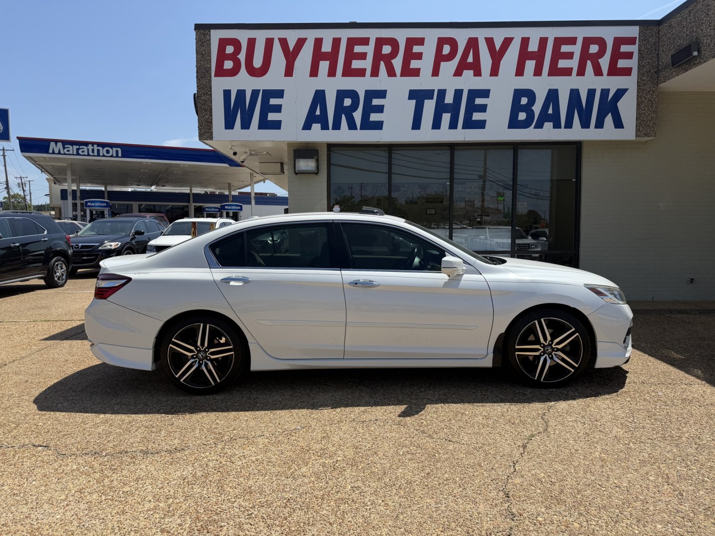 2016 WHITE HONDA ACCORD TOURING (1HGCR3F94GA) , located at 922 W. Beacon St., Philadelphia, MS, 39350, (601) 650-3675, 32.770447, -89.127151- Photo#6