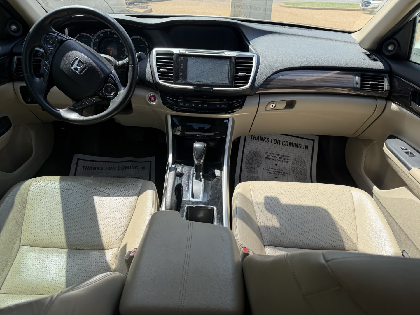 2016 WHITE HONDA ACCORD TOURING (1HGCR3F94GA) , located at 922 W. Beacon St., Philadelphia, MS, 39350, (601) 650-3675, 32.770447, -89.127151- Photo#16