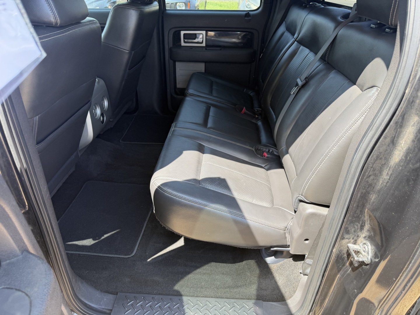 2010 BLACK FORD F-150 FX2 (1FTEW1C8XAK) , located at 922 W. Beacon St., Philadelphia, MS, 39350, (601) 650-3675, 32.770447, -89.127151- Photo#13