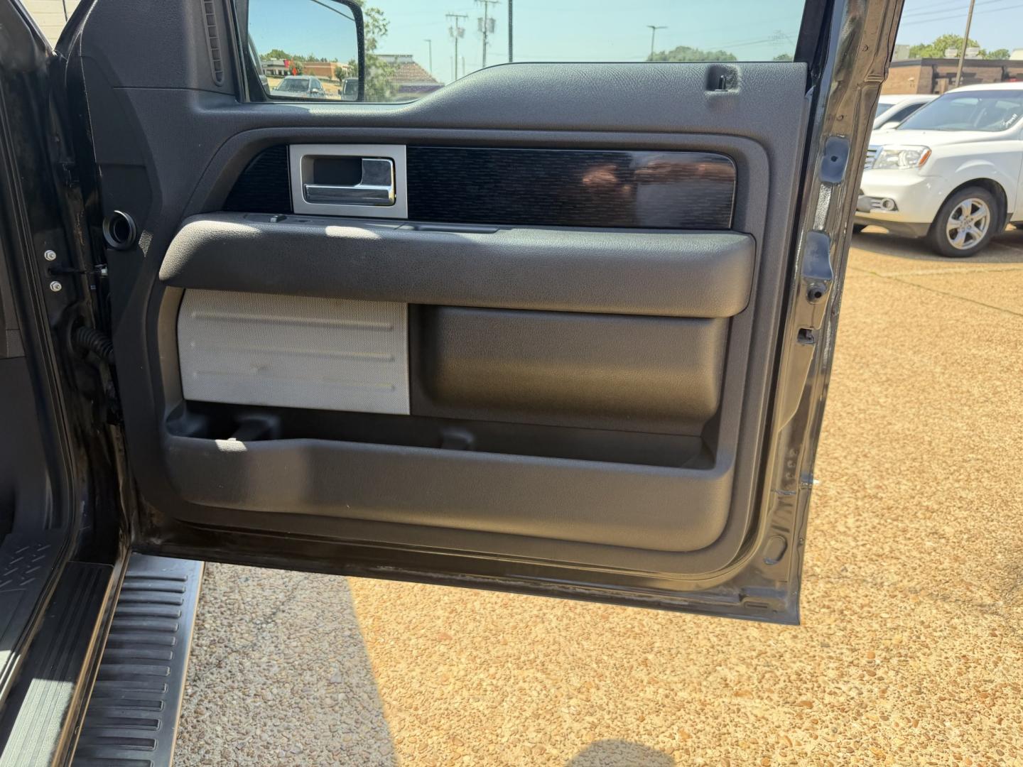 2010 BLACK FORD F-150 FX2 (1FTEW1C8XAK) , located at 922 W. Beacon St., Philadelphia, MS, 39350, (601) 650-3675, 32.770447, -89.127151- Photo#11