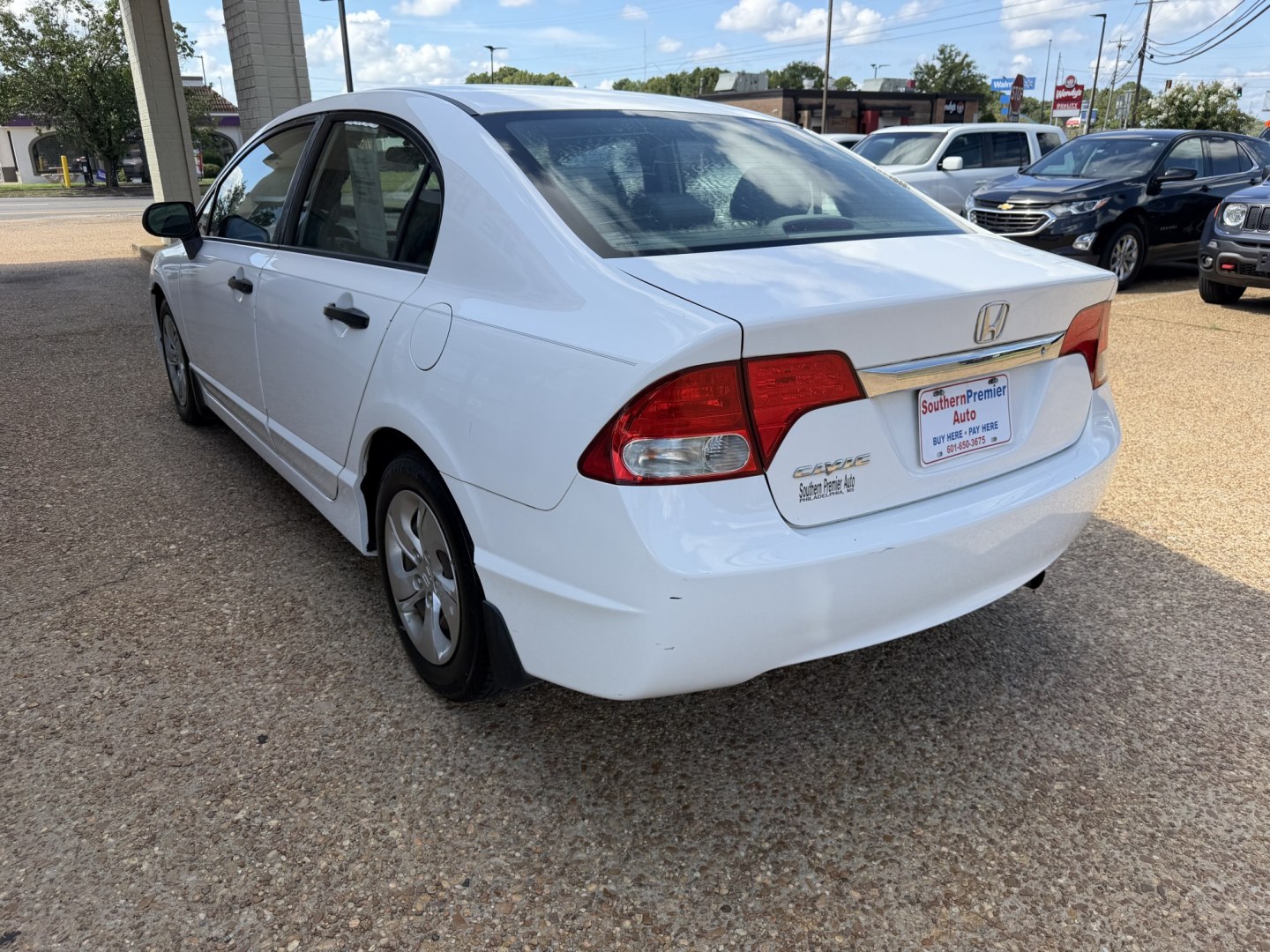 2011 WHITE HONDA CIVIC VP (2HGFA1F3XBH) , located at 922 W. Beacon St., Philadelphia, MS, 39350, (601) 650-3675, 32.770447, -89.127151- Photo#3