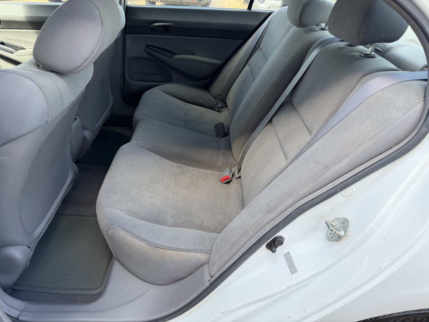 2011 WHITE HONDA CIVIC VP (2HGFA1F3XBH) , located at 922 W. Beacon St., Philadelphia, MS, 39350, (601) 650-3675, 32.770447, -89.127151- Photo#13