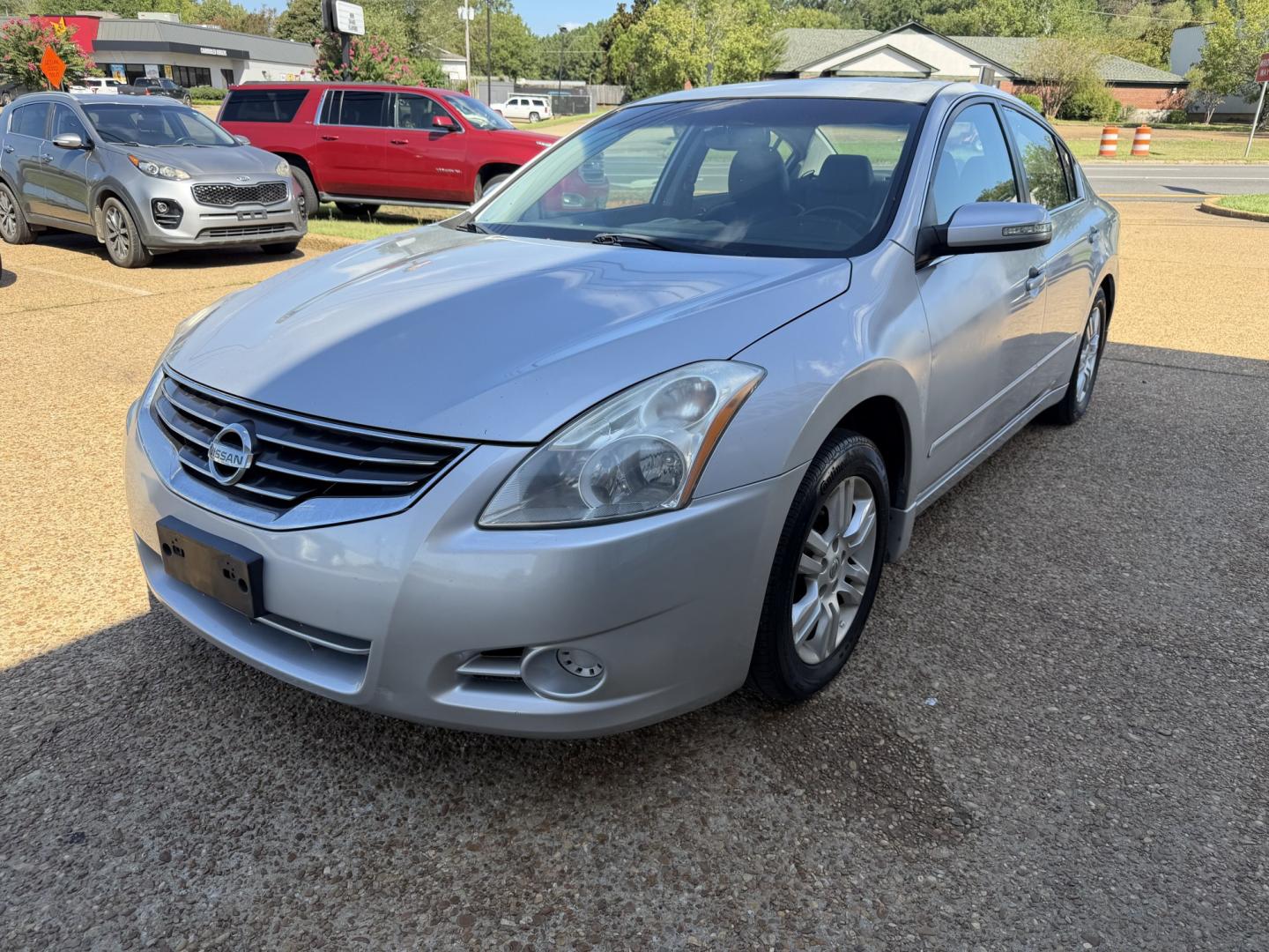2012 SILVER NISSAN ALTIMA SL (1N4AL2AP7CN) , located at 922 W. Beacon St., Philadelphia, MS, 39350, (601) 650-3675, 32.770447, -89.127151- Photo#2