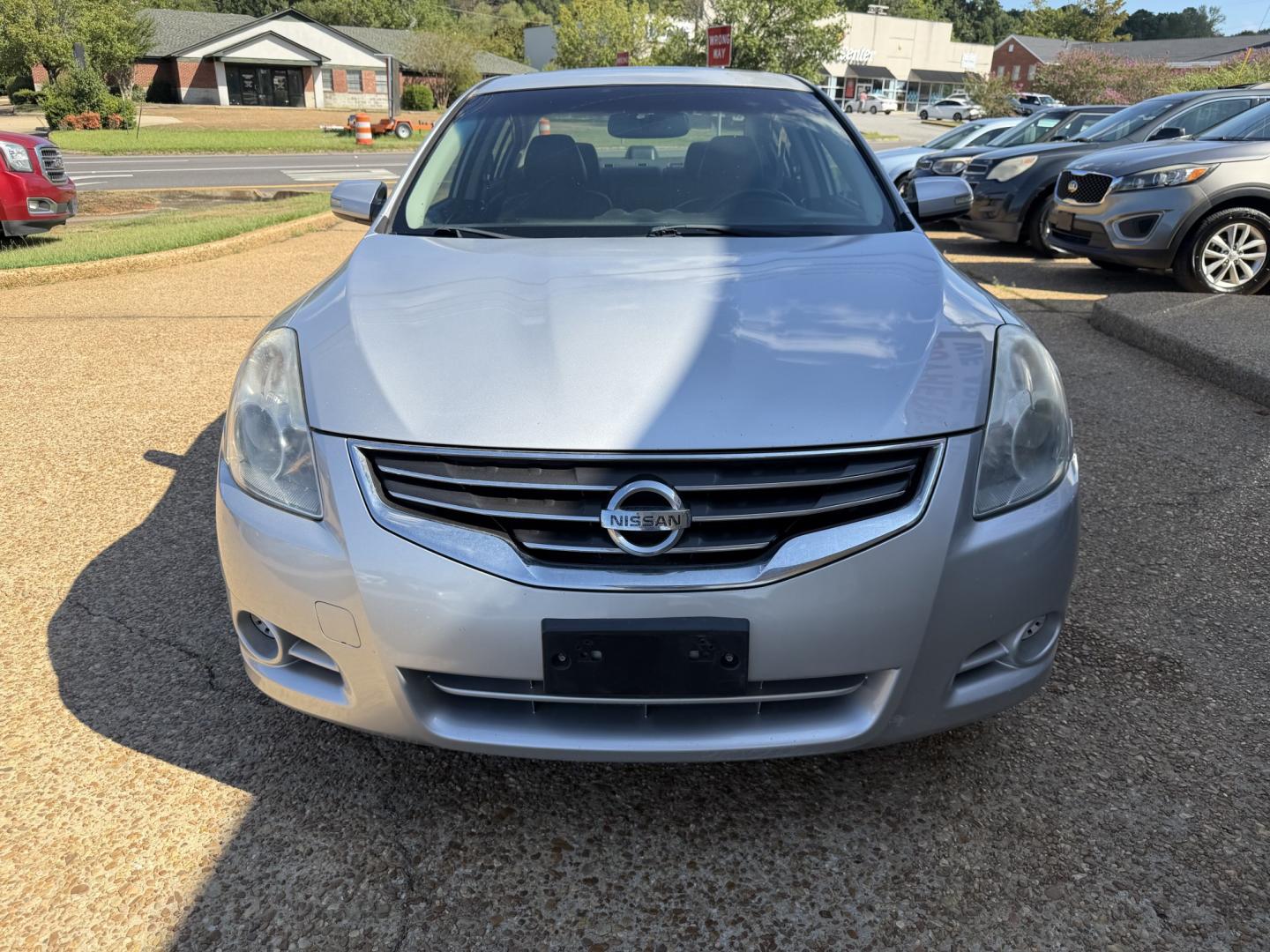 2012 SILVER NISSAN ALTIMA SL (1N4AL2AP7CN) , located at 922 W. Beacon St., Philadelphia, MS, 39350, (601) 650-3675, 32.770447, -89.127151- Photo#1