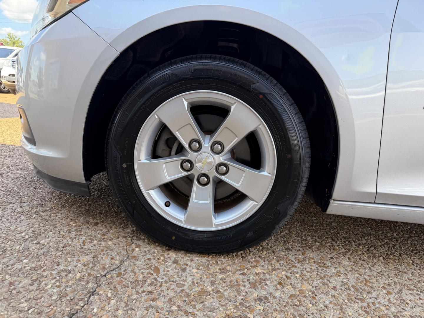 2014 SILVER CHEVROLET MALIBU LS (1G11B5SL8EF) , located at 922 W. Beacon St., Philadelphia, MS, 39350, (601) 650-3675, 32.770447, -89.127151- Photo#7
