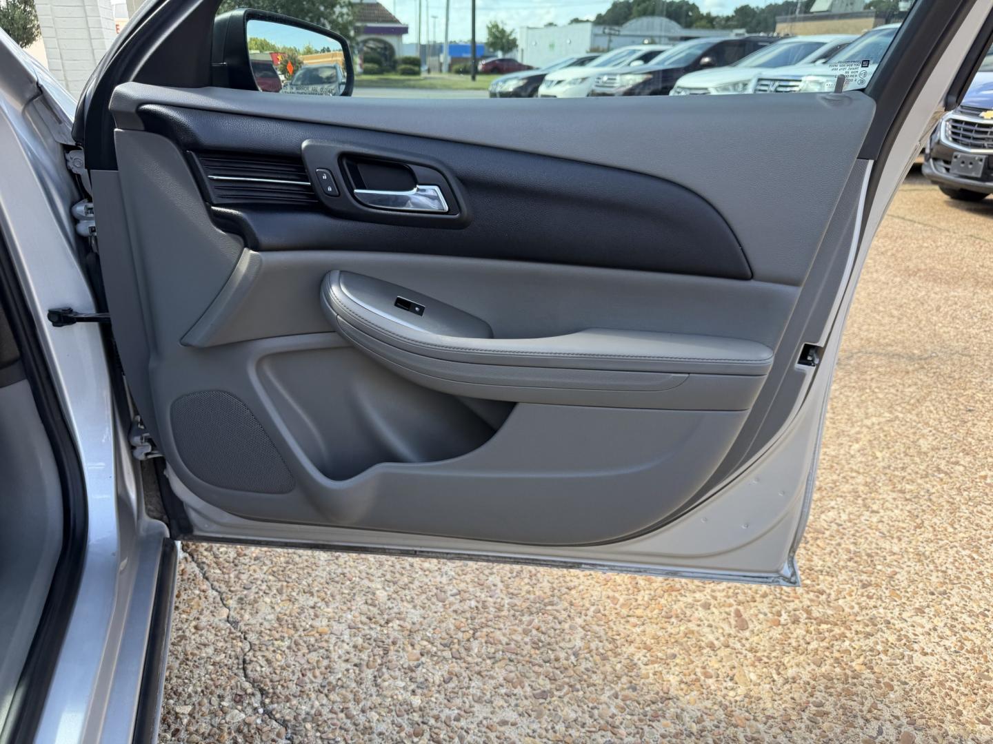 2014 SILVER CHEVROLET MALIBU LS (1G11B5SL8EF) , located at 922 W. Beacon St., Philadelphia, MS, 39350, (601) 650-3675, 32.770447, -89.127151- Photo#11