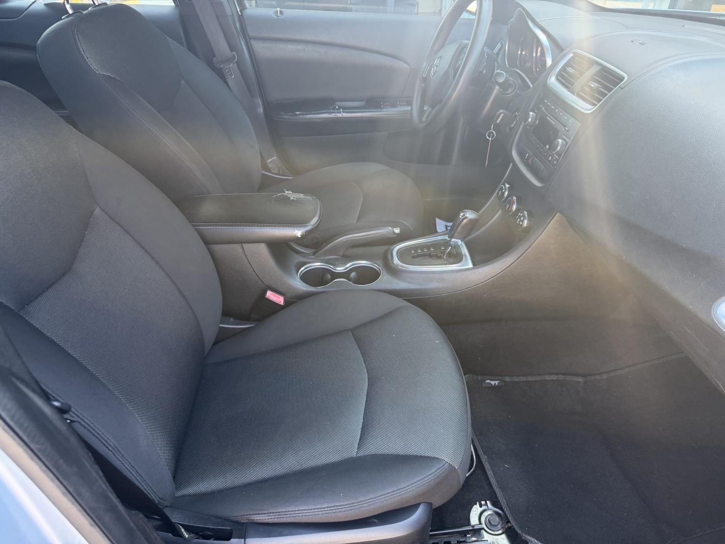 2013 BLUE DODGE AVENGER SE (1C3CDZAG6DN) , located at 922 W. Beacon St., Philadelphia, MS, 39350, (601) 650-3675, 32.770447, -89.127151- Photo#10