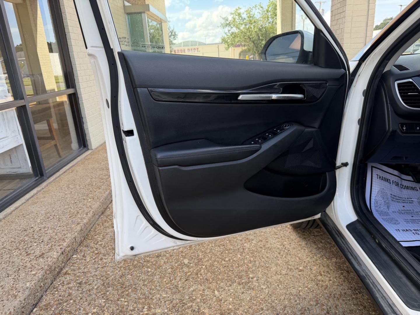 2021 WHITE KIA SELTOS S (KNDEU2AA6M7) , located at 922 W. Beacon St., Philadelphia, MS, 39350, (601) 650-3675, 32.770447, -89.127151- Photo#8