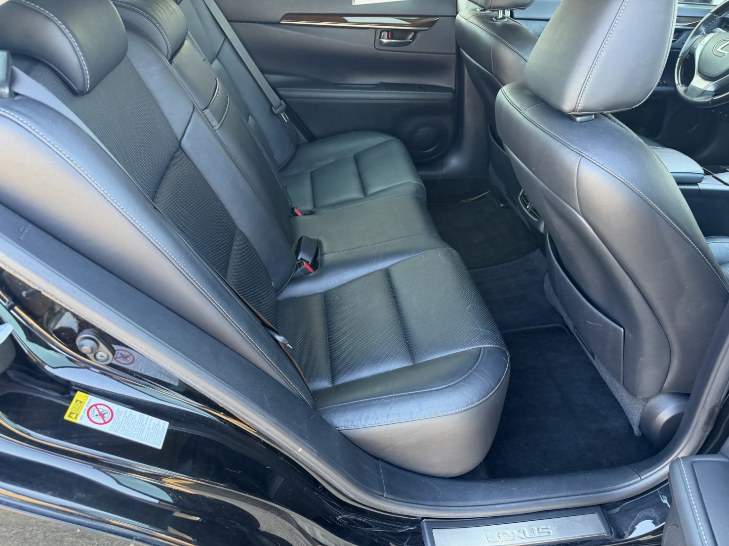 2014 BLACK LEXUS ES 350 BASE (JTHBK1GG8E2) , located at 922 W. Beacon St., Philadelphia, MS, 39350, (601) 650-3675, 32.770447, -89.127151- Photo#14