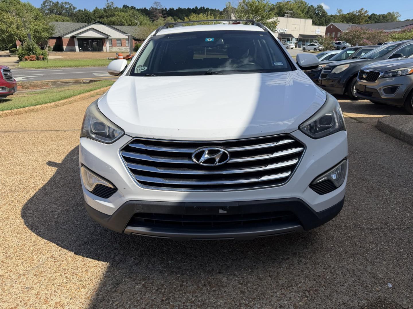 2013 WHITE HYUNDAI SANTA FE GLS (KM8SM4HF4DU) , located at 922 W. Beacon St., Philadelphia, MS, 39350, (601) 650-3675, 32.770447, -89.127151- Photo#1