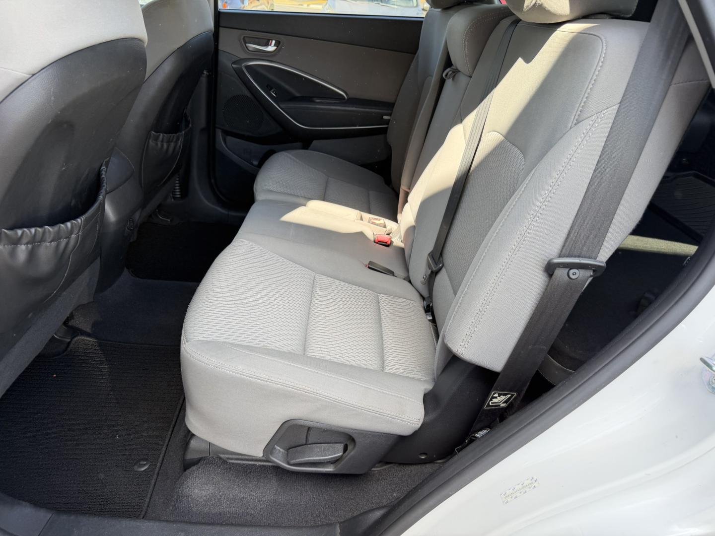 2013 WHITE HYUNDAI SANTA FE GLS (KM8SM4HF4DU) , located at 922 W. Beacon St., Philadelphia, MS, 39350, (601) 650-3675, 32.770447, -89.127151- Photo#13