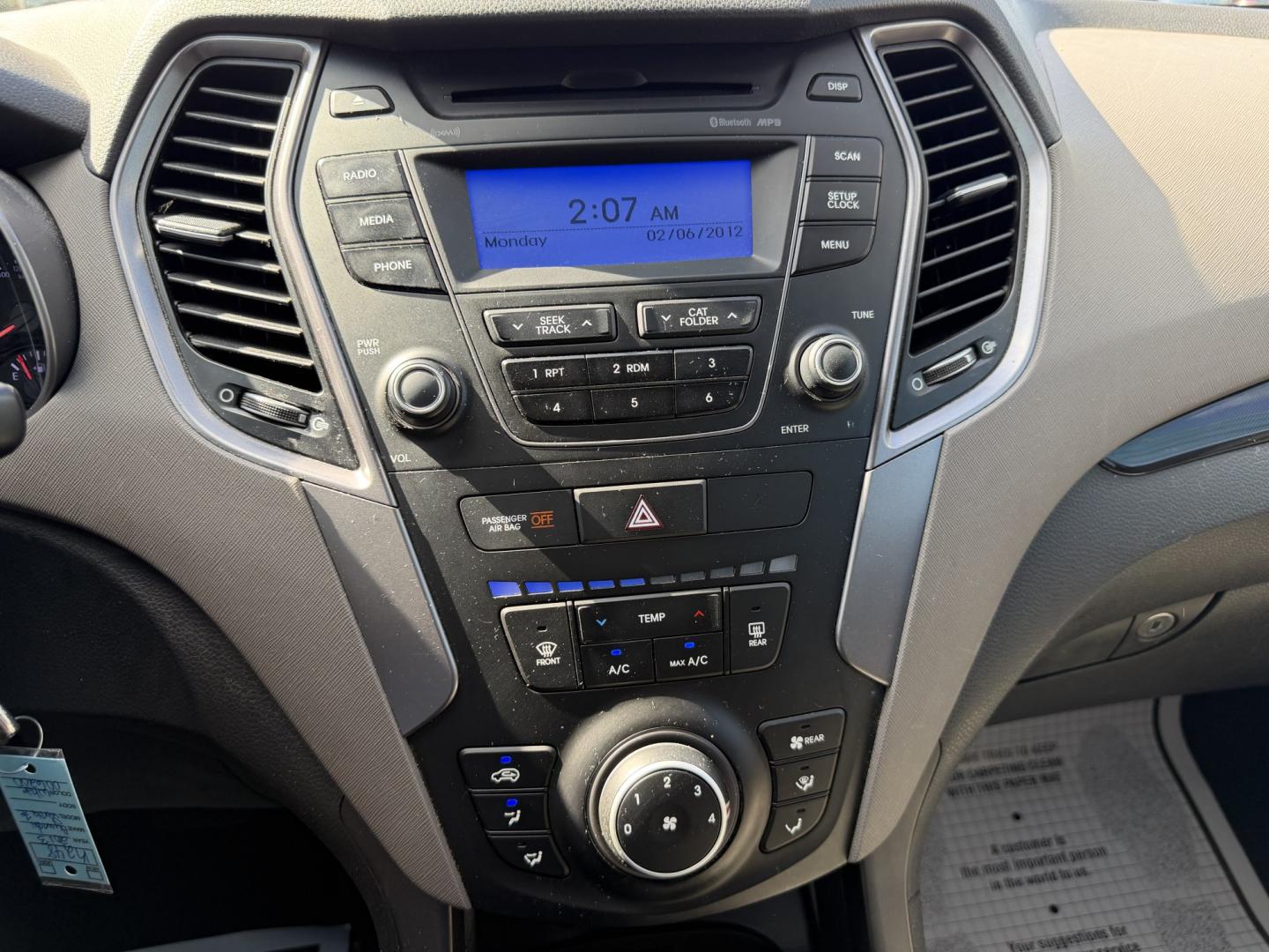 2013 WHITE HYUNDAI SANTA FE GLS (KM8SM4HF4DU) , located at 922 W. Beacon St., Philadelphia, MS, 39350, (601) 650-3675, 32.770447, -89.127151- Photo#17