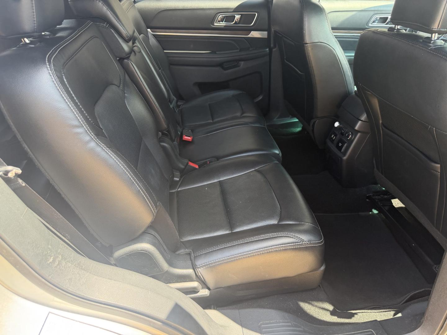 2019 SILVER FORD EXPLORER LIMITED (1FM5K7F87KG) , located at 922 W. Beacon St., Philadelphia, MS, 39350, (601) 650-3675, 32.770447, -89.127151- Photo#14
