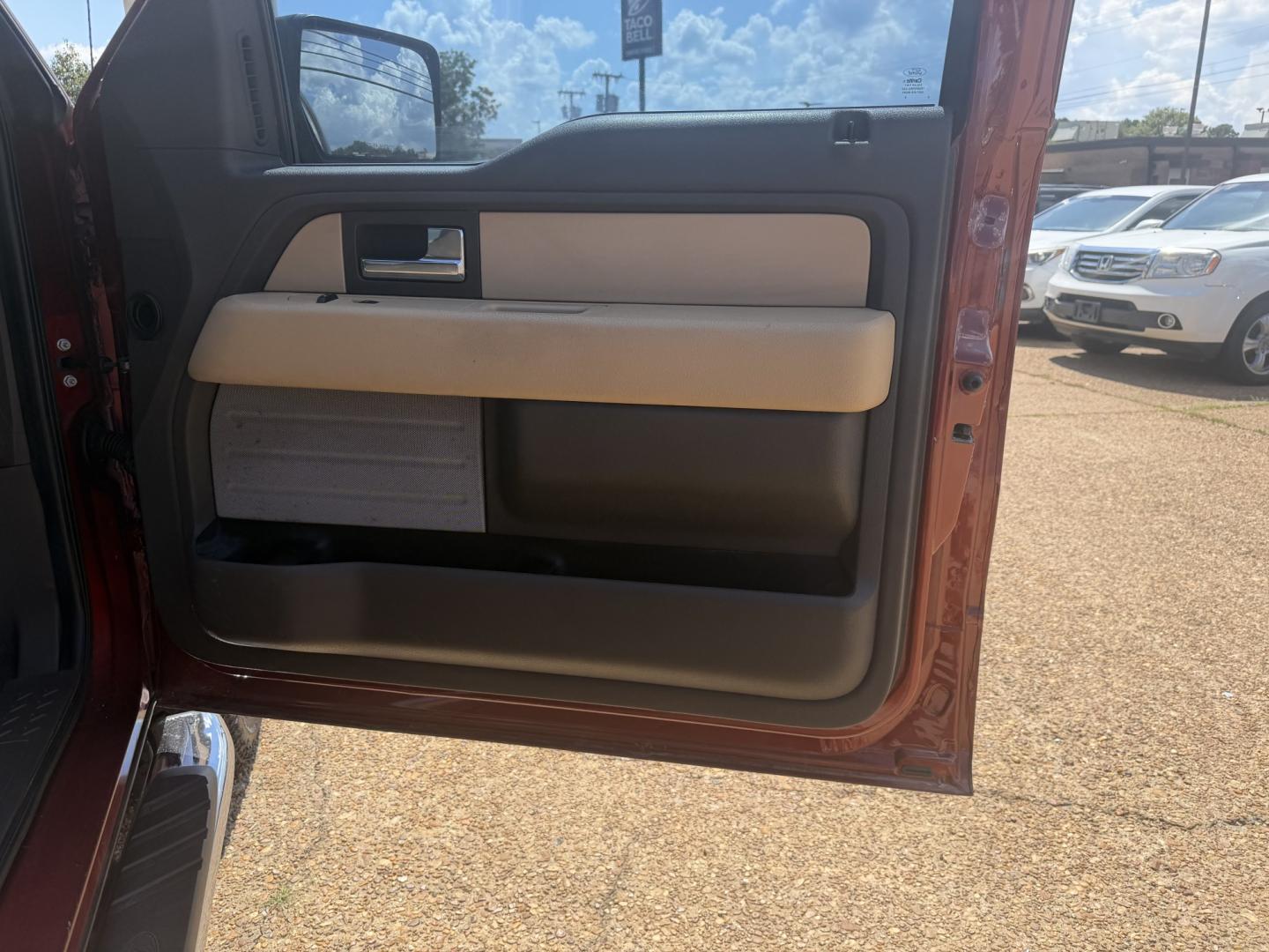 2014 RED FORD F-150 XLT (1FTFW1ET8EK) , located at 922 W. Beacon St., Philadelphia, MS, 39350, (601) 650-3675, 32.770447, -89.127151- Photo#11