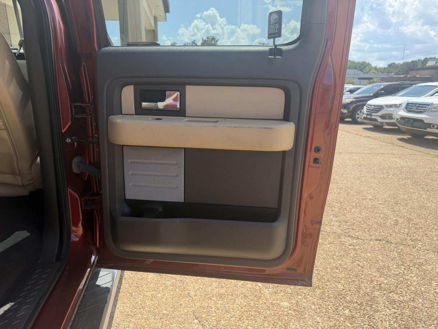 2014 RED FORD F-150 XLT (1FTFW1ET8EK) , located at 922 W. Beacon St., Philadelphia, MS, 39350, (601) 650-3675, 32.770447, -89.127151- Photo#15