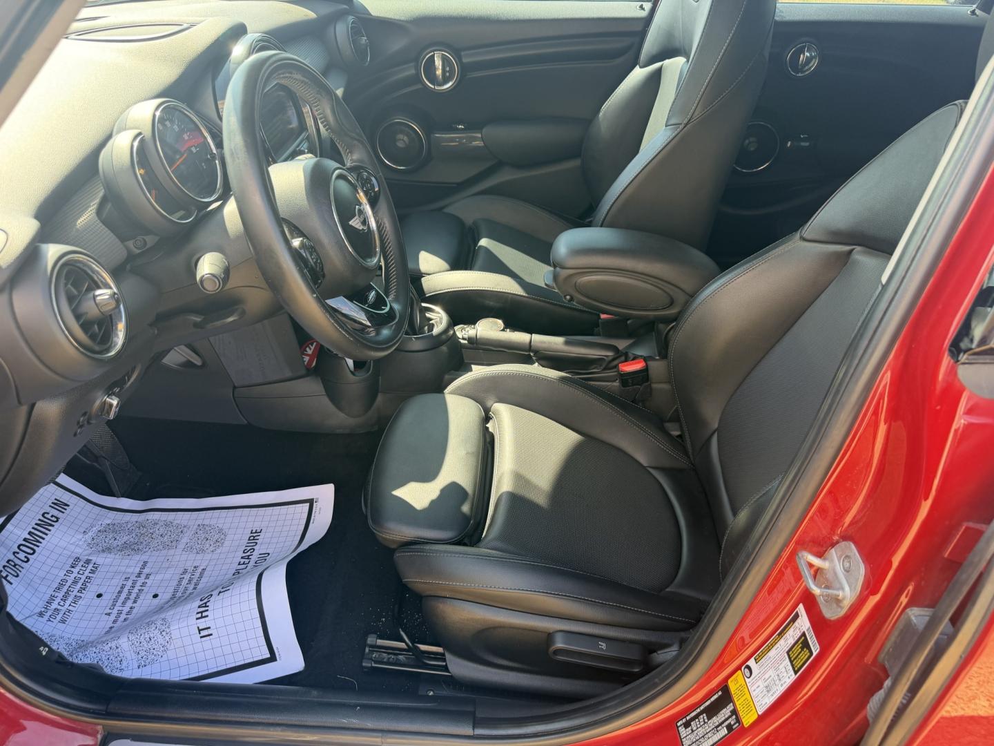 2018 RED MINI HARDTOP COOPER (WMWXU1C50J2) , located at 922 W. Beacon St., Philadelphia, MS, 39350, (601) 650-3675, 32.770447, -89.127151- Photo#9