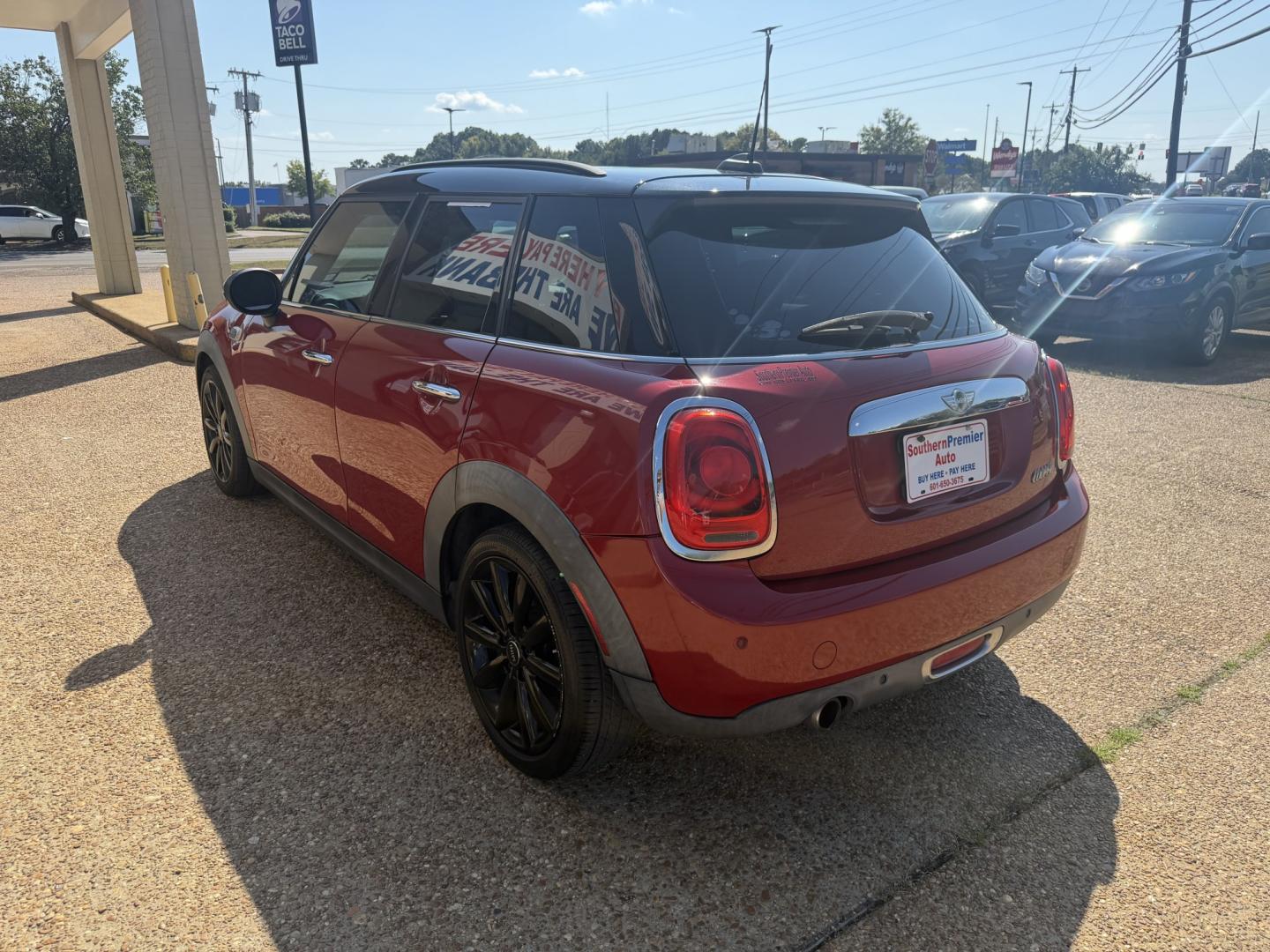 2018 RED MINI HARDTOP COOPER (WMWXU1C50J2) , located at 922 W. Beacon St., Philadelphia, MS, 39350, (601) 650-3675, 32.770447, -89.127151- Photo#3