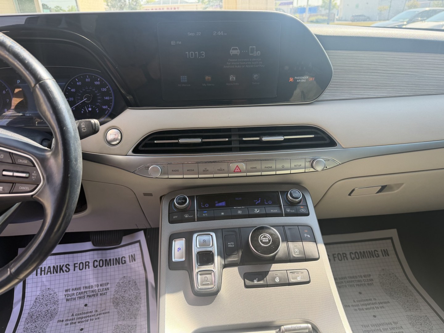2020 GRAY HYUNDAI PALISADE SEL W/PREMI (KM8R44HE2LU) , located at 922 W. Beacon St., Philadelphia, MS, 39350, (601) 650-3675, 32.770447, -89.127151- Photo#17
