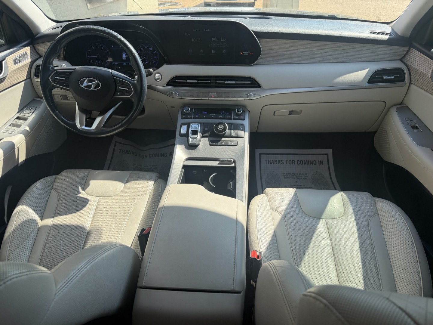 2020 GRAY HYUNDAI PALISADE SEL W/PREMI (KM8R44HE2LU) , located at 922 W. Beacon St., Philadelphia, MS, 39350, (601) 650-3675, 32.770447, -89.127151- Photo#16