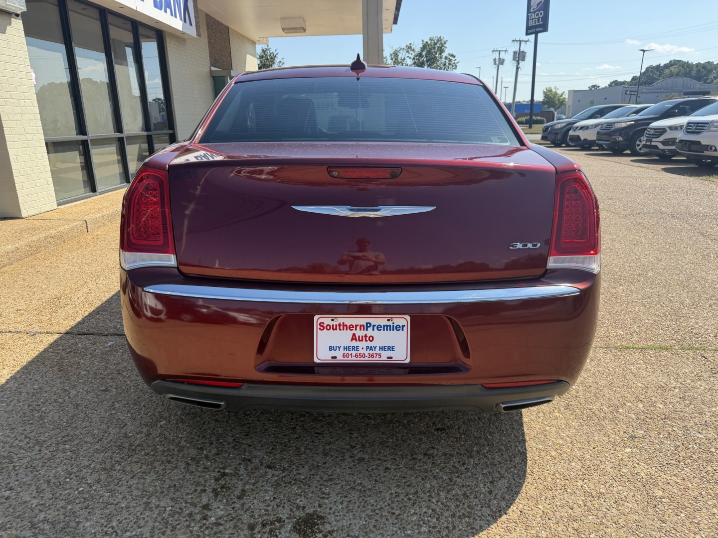 2015 RED CHRYSLER 300 LIMITED (2C3CCAAG9FH) , located at 922 W. Beacon St., Philadelphia, MS, 39350, (601) 650-3675, 32.770447, -89.127151- Photo#4