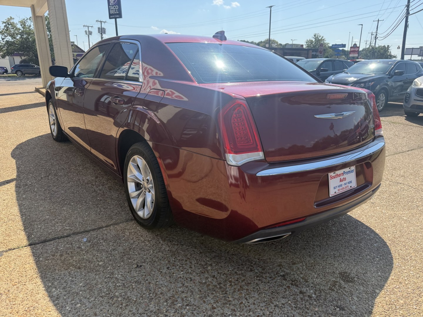 2015 RED CHRYSLER 300 LIMITED (2C3CCAAG9FH) , located at 922 W. Beacon St., Philadelphia, MS, 39350, (601) 650-3675, 32.770447, -89.127151- Photo#3