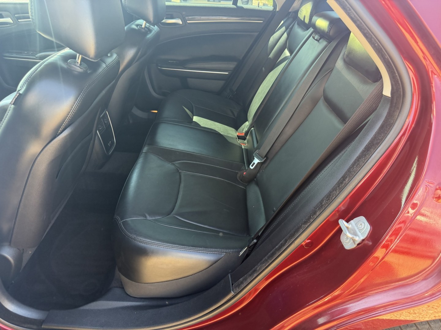 2015 RED CHRYSLER 300 LIMITED (2C3CCAAG9FH) , located at 922 W. Beacon St., Philadelphia, MS, 39350, (601) 650-3675, 32.770447, -89.127151- Photo#13