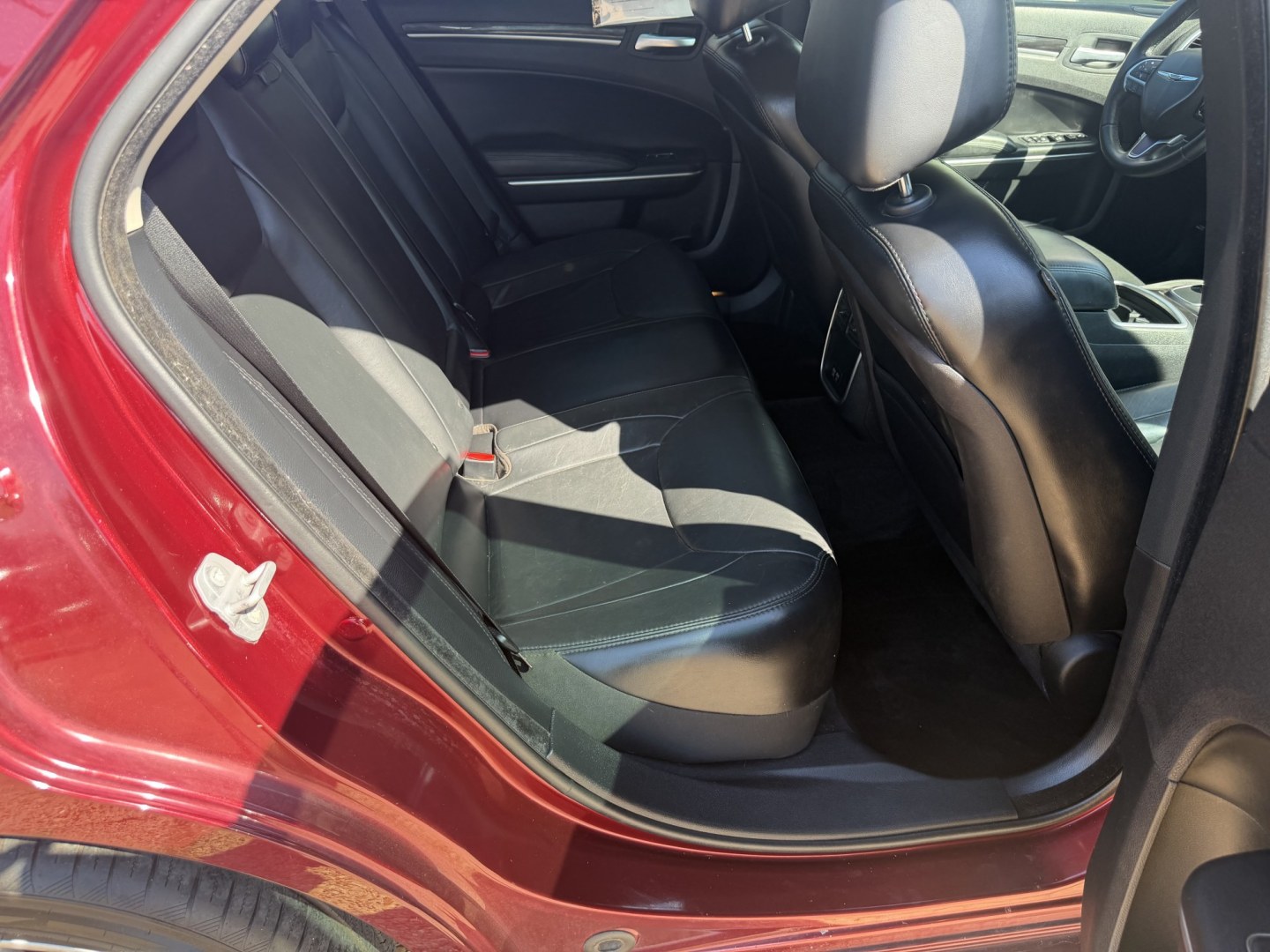2015 RED CHRYSLER 300 LIMITED (2C3CCAAG9FH) , located at 922 W. Beacon St., Philadelphia, MS, 39350, (601) 650-3675, 32.770447, -89.127151- Photo#14