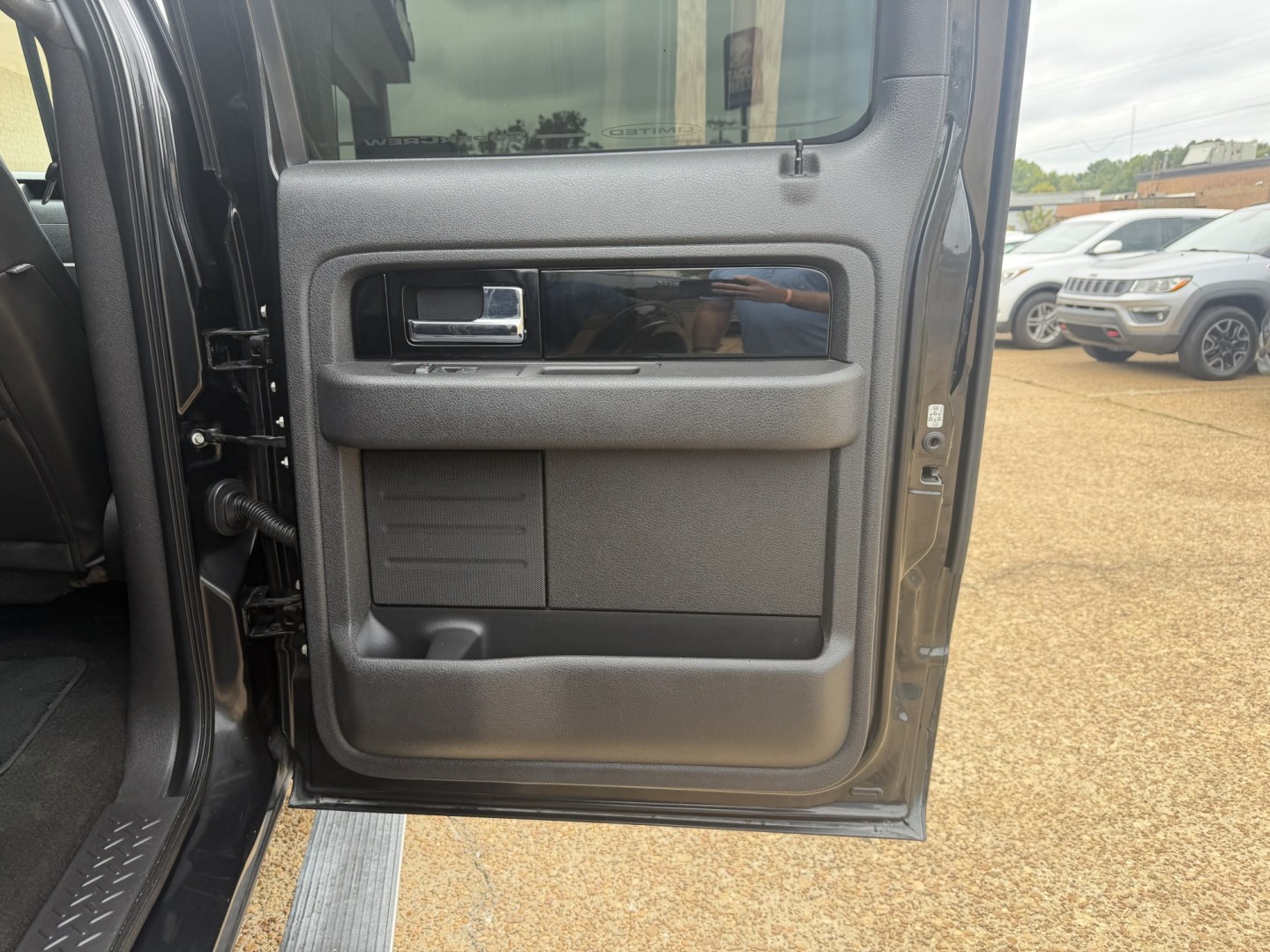 2014 BLACK FORD F-150 LIMITED (1FTFW1ET6EF) , located at 922 W. Beacon St., Philadelphia, MS, 39350, (601) 650-3675, 32.770447, -89.127151- Photo#15