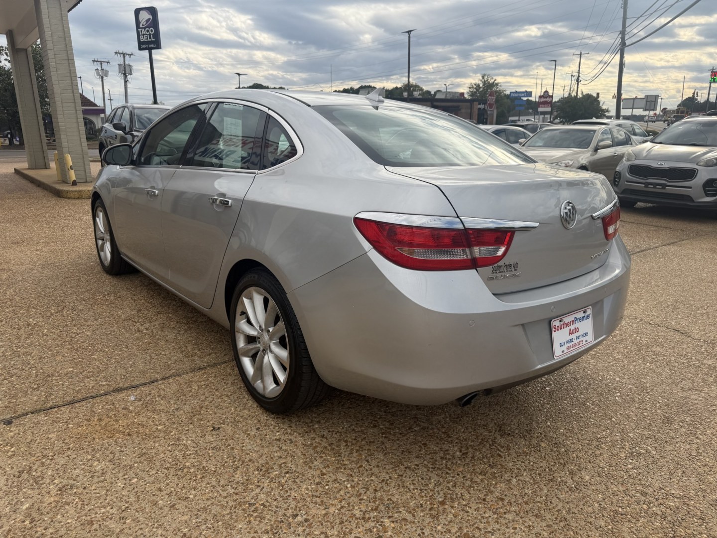 2012 SILVER BUICK VERANO LEATHER (1G4PS5SKXC4) , located at 922 W. Beacon St., Philadelphia, MS, 39350, (601) 650-3675, 32.770447, -89.127151- Photo#3