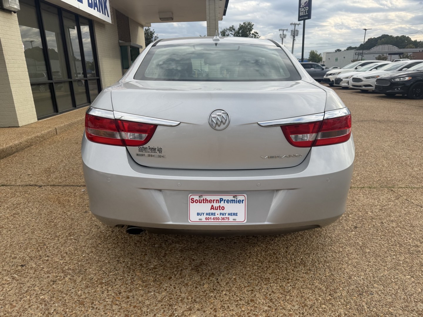 2012 SILVER BUICK VERANO LEATHER (1G4PS5SKXC4) , located at 922 W. Beacon St., Philadelphia, MS, 39350, (601) 650-3675, 32.770447, -89.127151- Photo#4