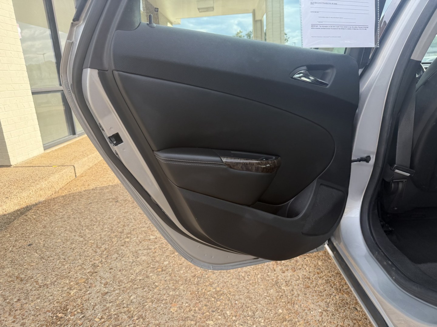 2012 SILVER BUICK VERANO LEATHER (1G4PS5SKXC4) , located at 922 W. Beacon St., Philadelphia, MS, 39350, (601) 650-3675, 32.770447, -89.127151- Photo#12