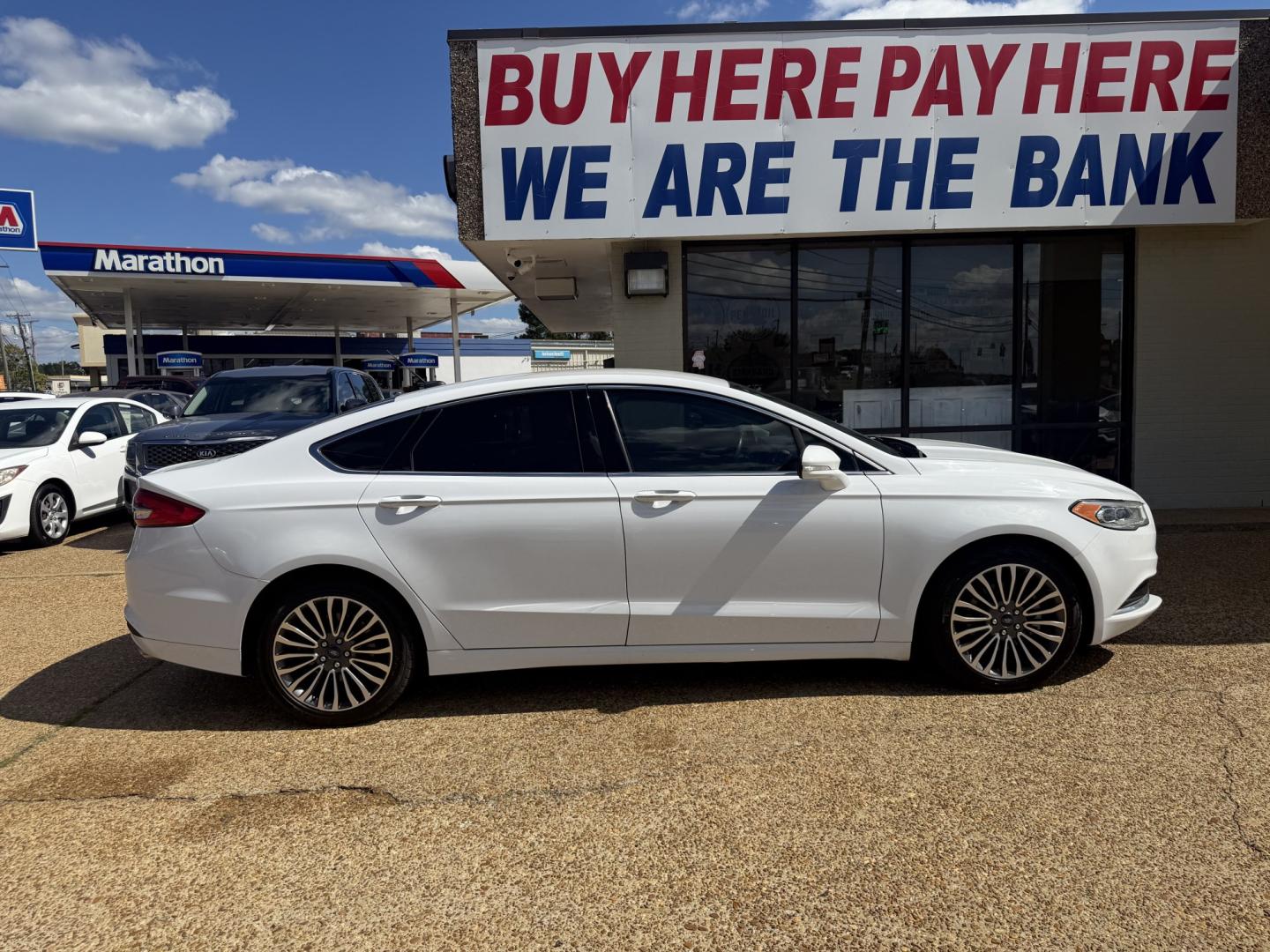 2018 WHITE FORD FUSION SE (3FA6P0HD4JR) , located at 922 W. Beacon St., Philadelphia, MS, 39350, (601) 650-3675, 32.770447, -89.127151- Photo#6