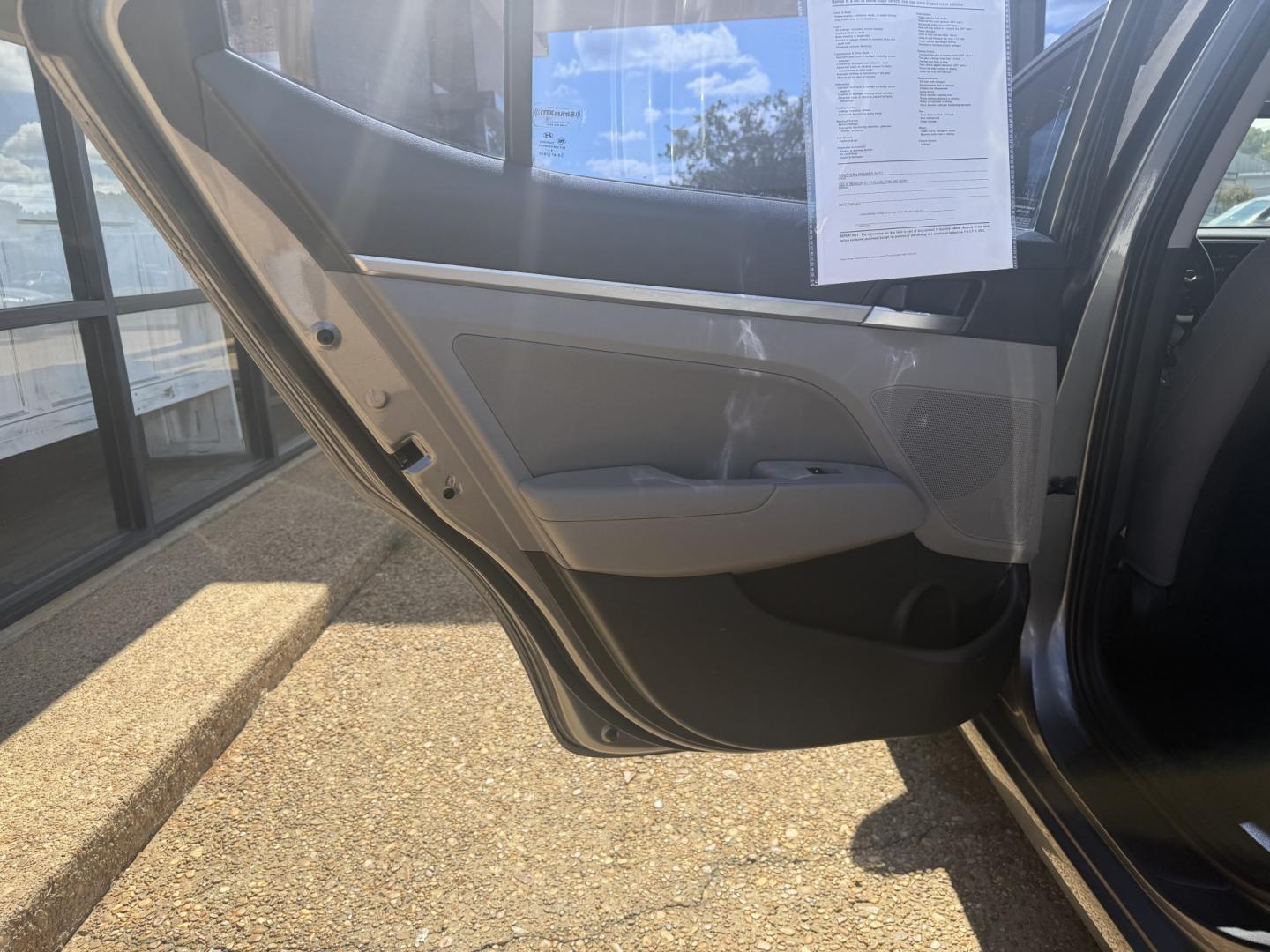 2019 GRAY HYUNDAI ELANTRA VE (5NPD84LF2KH) , located at 922 W. Beacon St., Philadelphia, MS, 39350, (601) 650-3675, 32.770447, -89.127151- Photo#12