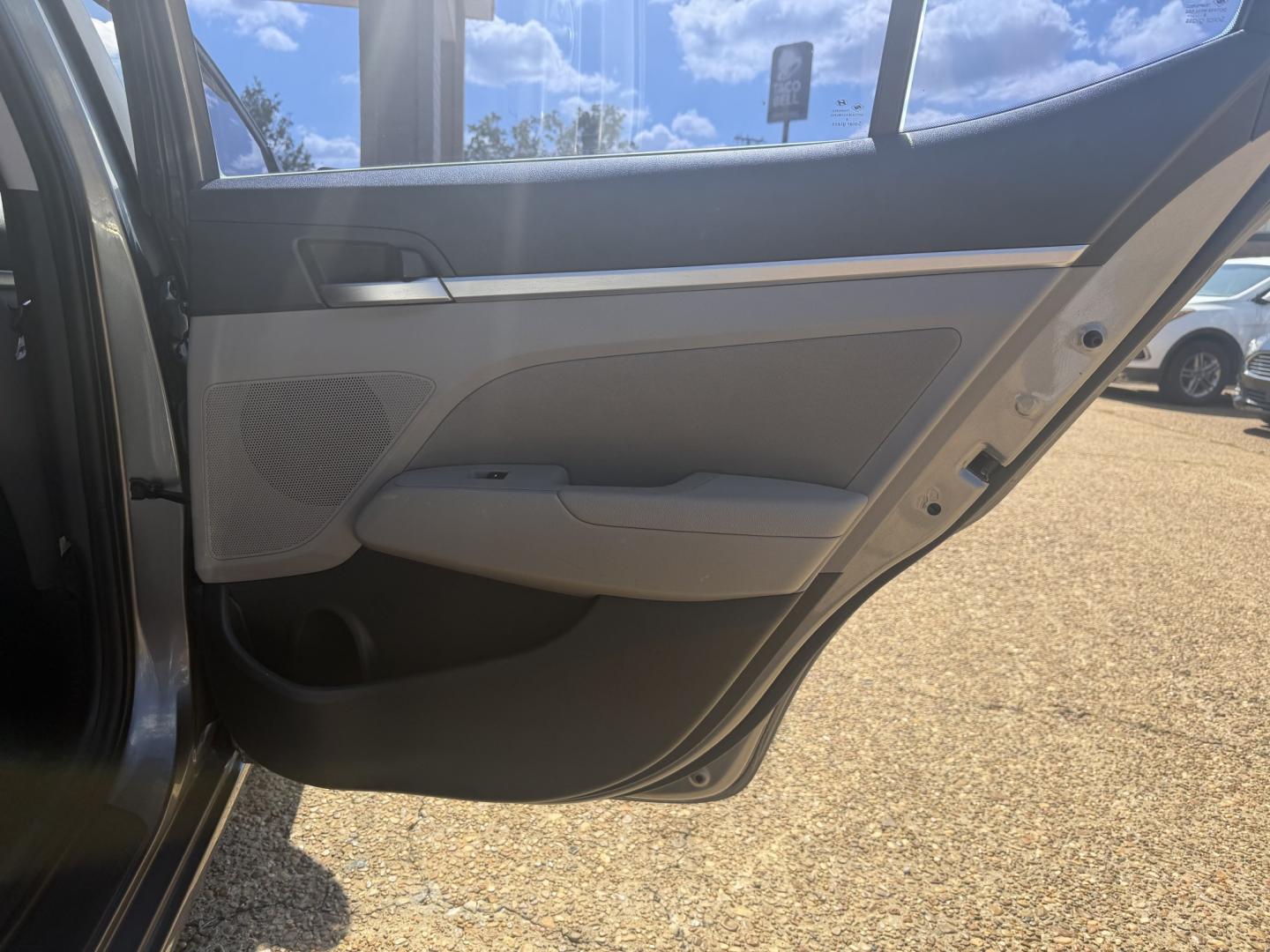 2019 GRAY HYUNDAI ELANTRA VE (5NPD84LF2KH) , located at 922 W. Beacon St., Philadelphia, MS, 39350, (601) 650-3675, 32.770447, -89.127151- Photo#15
