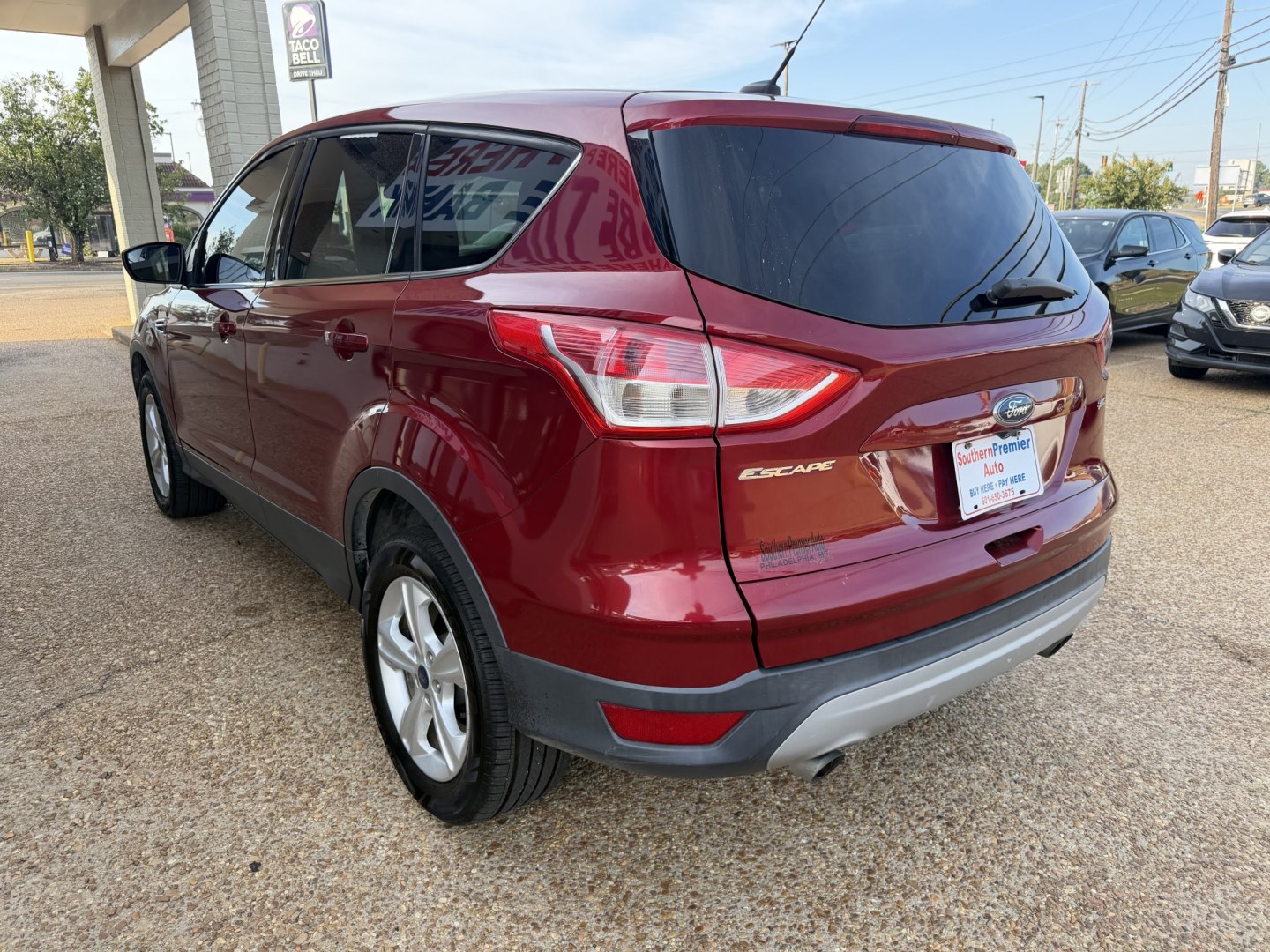2016 RED FORD ESCAPE SE (1FMCU0G79GU) , located at 922 W. Beacon St., Philadelphia, MS, 39350, (601) 650-3675, 32.770447, -89.127151- Photo#3