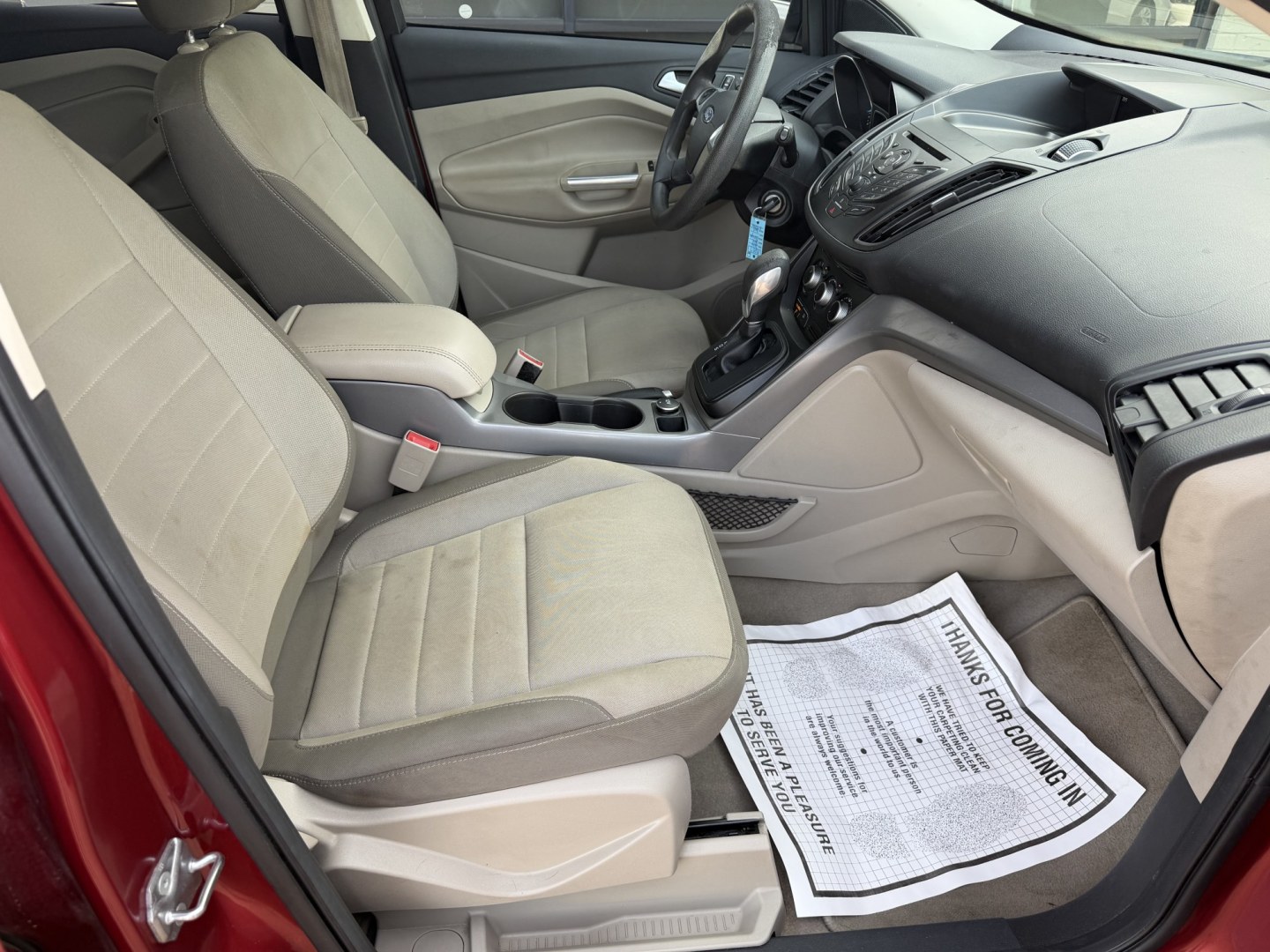 2016 RED FORD ESCAPE SE (1FMCU0G79GU) , located at 922 W. Beacon St., Philadelphia, MS, 39350, (601) 650-3675, 32.770447, -89.127151- Photo#10