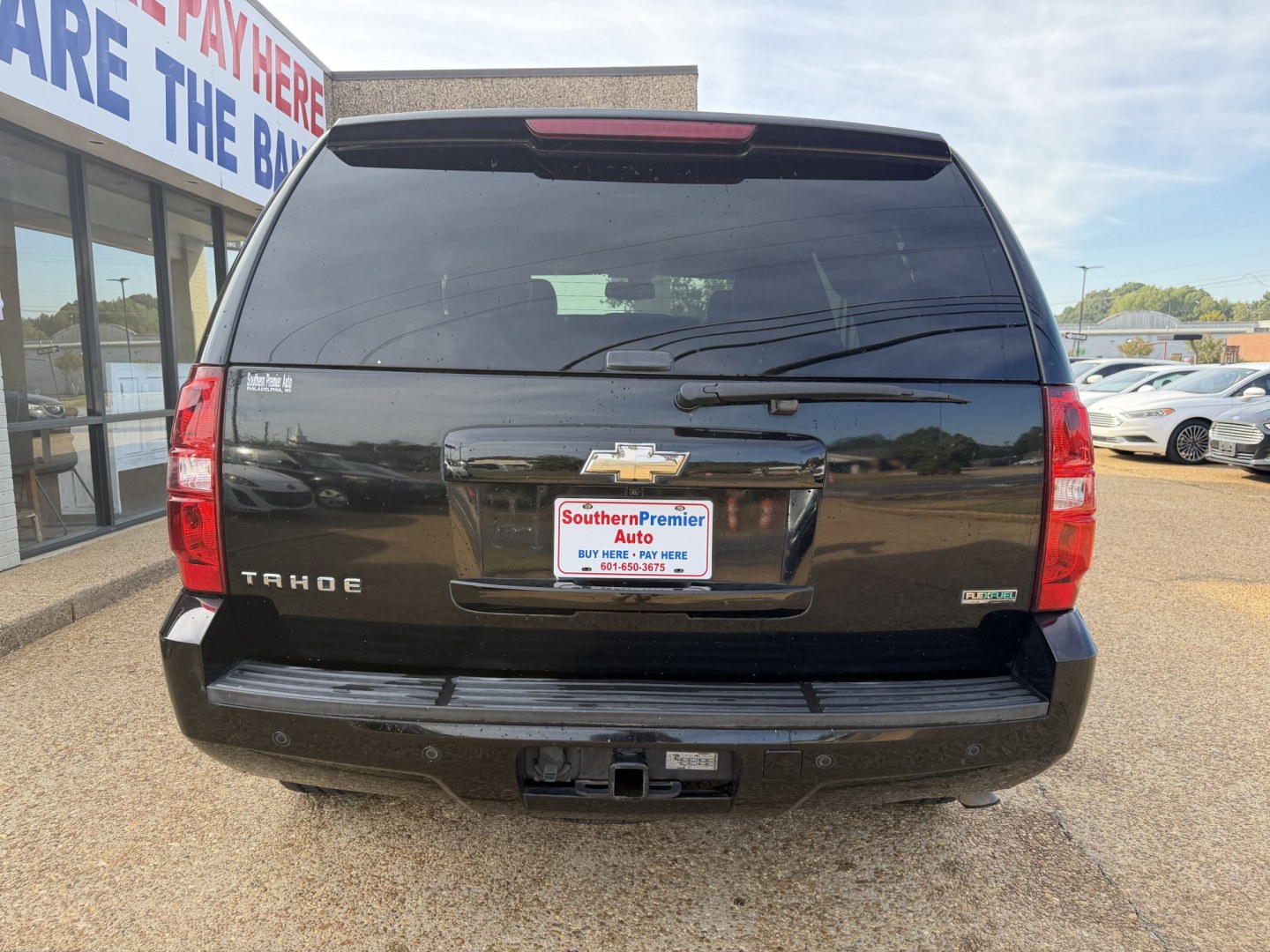 2011 BLACK CHEVROLET TAHOE LT (1GNSCBE0XBR) , located at 922 W. Beacon St., Philadelphia, MS, 39350, (601) 650-3675, 32.770447, -89.127151- Photo#4