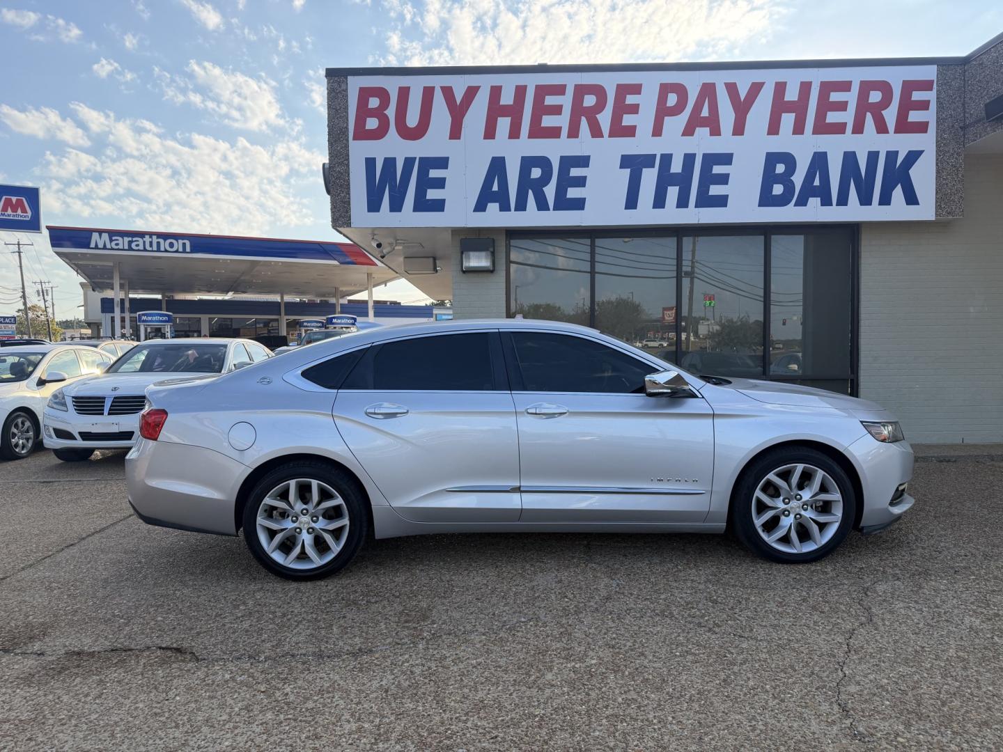 2018 SILVER CHEVROLET IMPALA PREMIER (2LZ) (2G1125S31J9) , located at 922 W. Beacon St., Philadelphia, MS, 39350, (601) 650-3675, 32.770447, -89.127151- Photo#6
