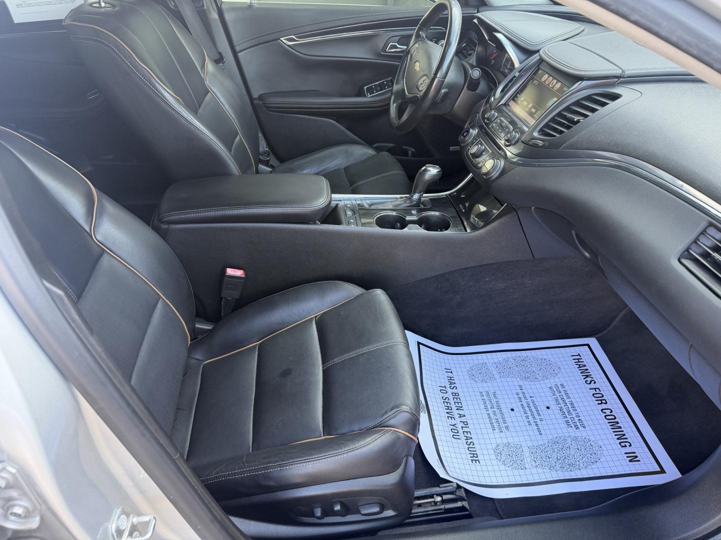 2018 SILVER CHEVROLET IMPALA PREMIER (2LZ) (2G1125S31J9) , located at 922 W. Beacon St., Philadelphia, MS, 39350, (601) 650-3675, 32.770447, -89.127151- Photo#10
