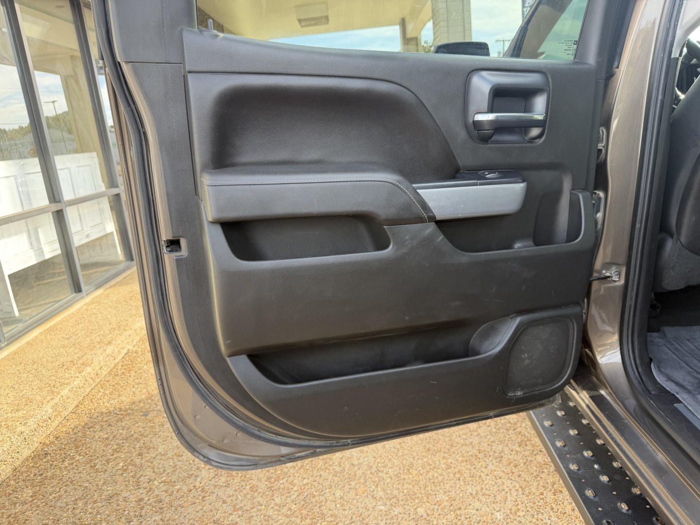 2014 BROWN CHEVROLET SILVERADO LT (3GCUKREC0EG) , located at 922 W. Beacon St., Philadelphia, MS, 39350, (601) 650-3675, 32.770447, -89.127151- Photo#12